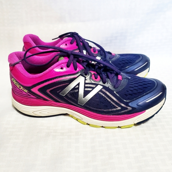 New Balance Women's  Blue Running Shoes Sneakers Size 10.5 - Picture 3 of 16